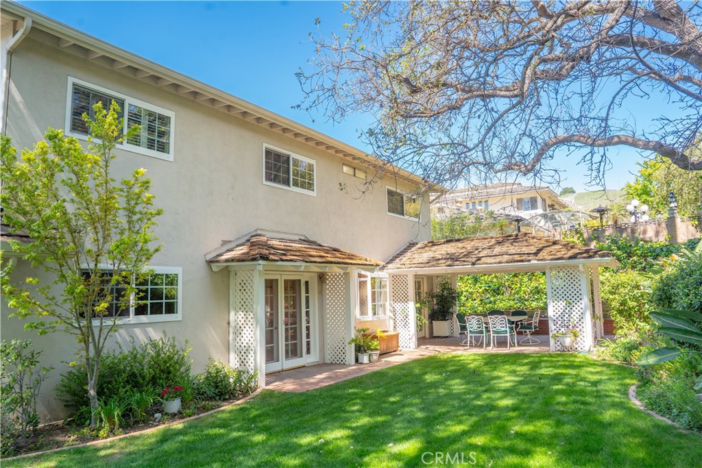 27328 Country Glen Road
