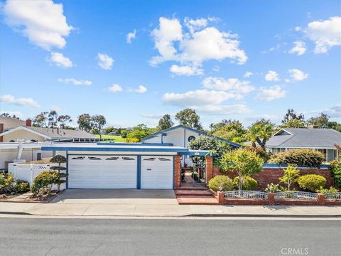 Photo of 19701 Quiet Bay LN, Huntington Beach, CA 92648 (MLS # OC26116268)