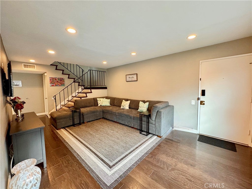 1354 Peppertree