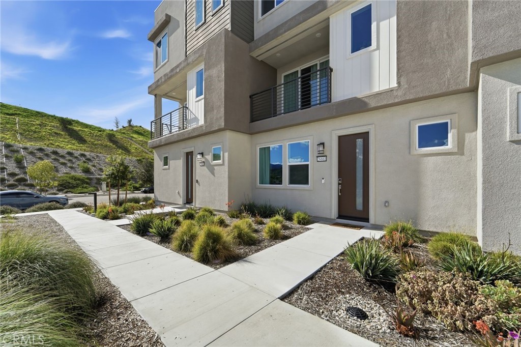 26661 Blue Hills Loop