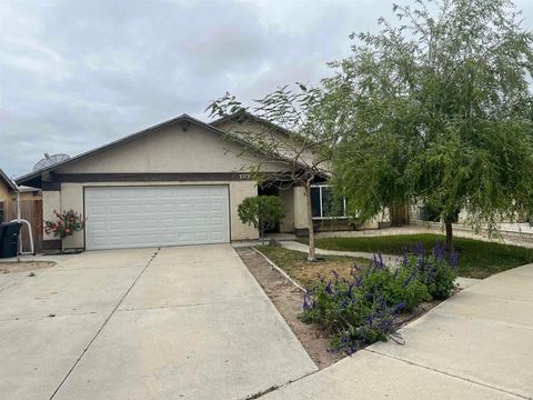 2372 Palmdale Circle Hemet CA 92545