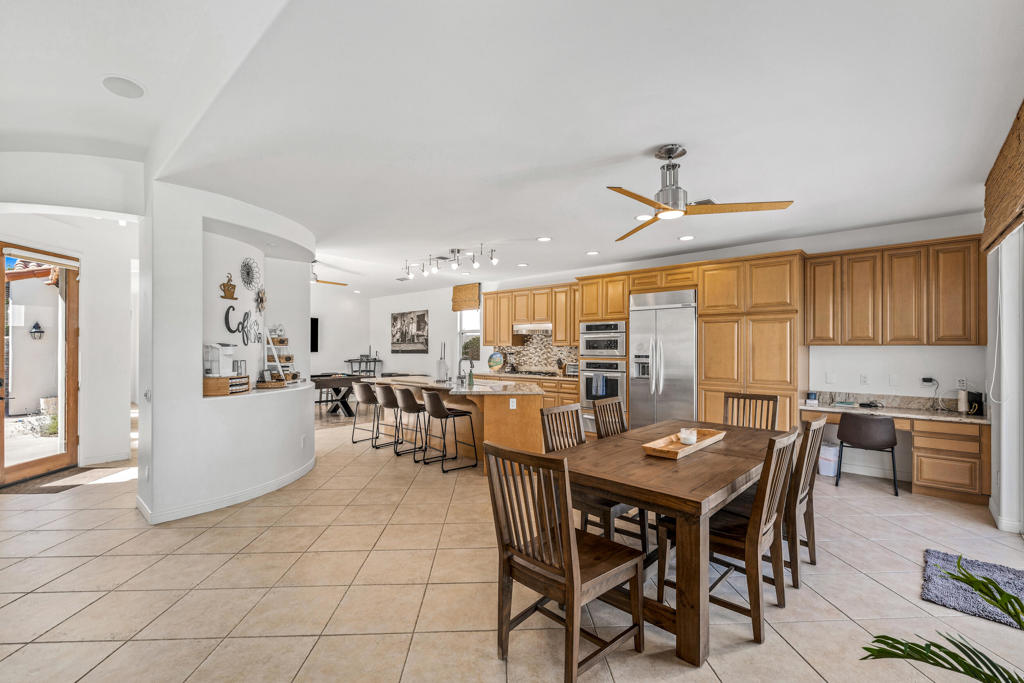 The Palms - Residential