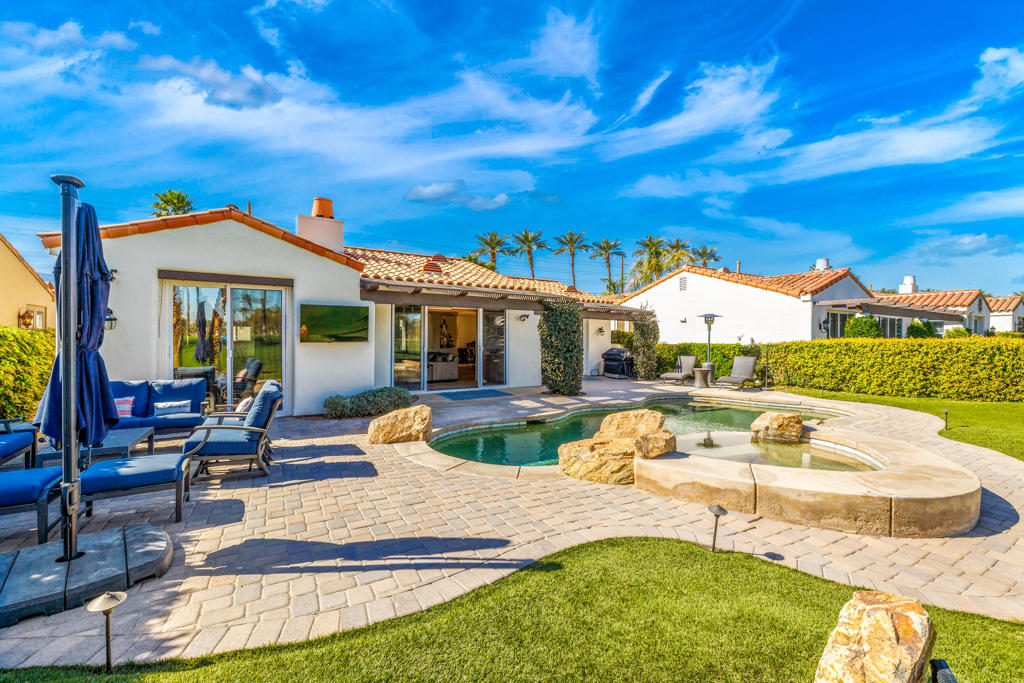 The Palms - Residential