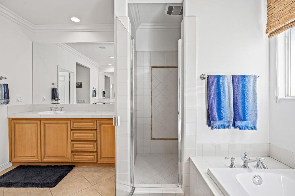 The Palms - Residential