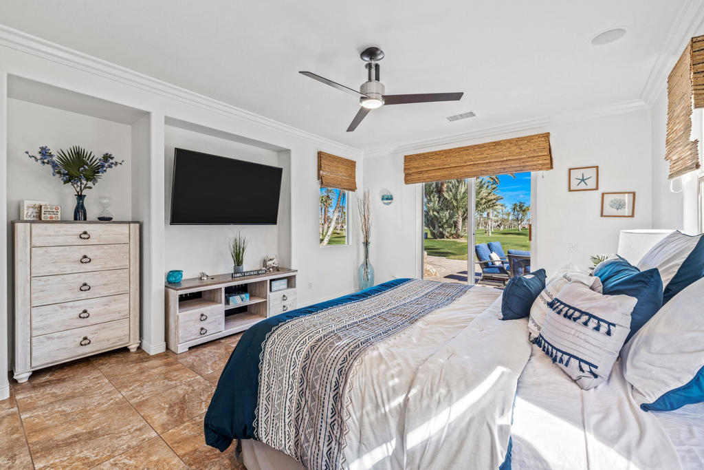 The Palms - Residential