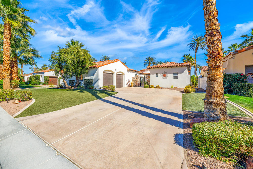 The Palms - Residential