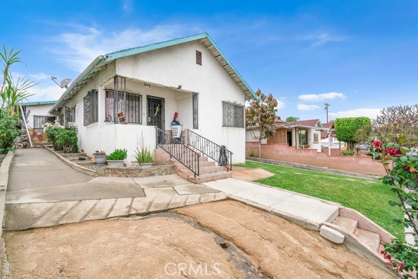 715 S Record Avenue