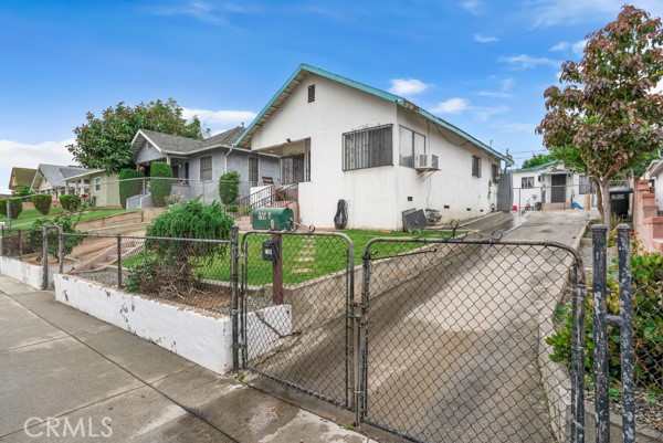 715 S Record Avenue