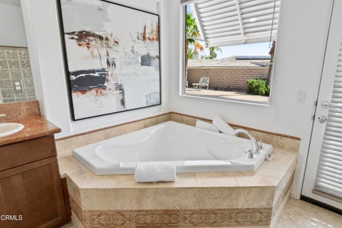 Tiny photo for 2250 N Hermosa Drive, Palm Springs, CA 92262 (MLS # P1-28813)