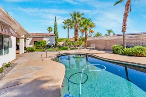 Tiny photo for 2250 N Hermosa Drive, Palm Springs, CA 92262 (MLS # P1-28813)
