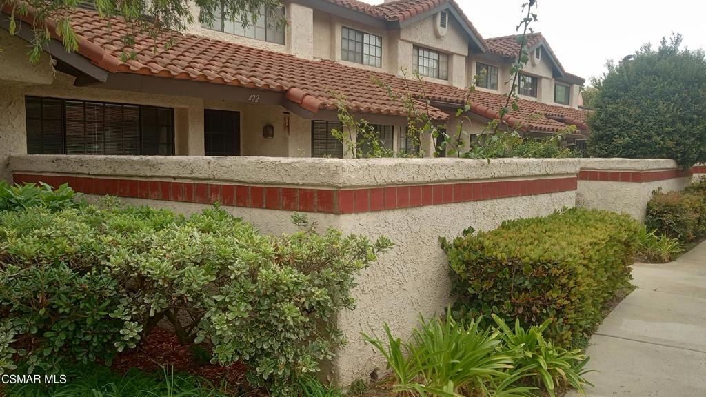 Well located unit. Pool, spa and tennis court. Direct access from the Two car garage to the interior. The front of the unit faces to a large open area. 1361 Square ft.