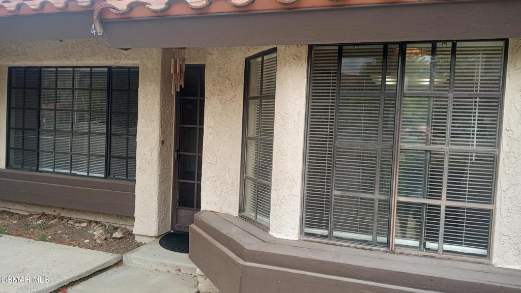 422 Las Palomas Drive