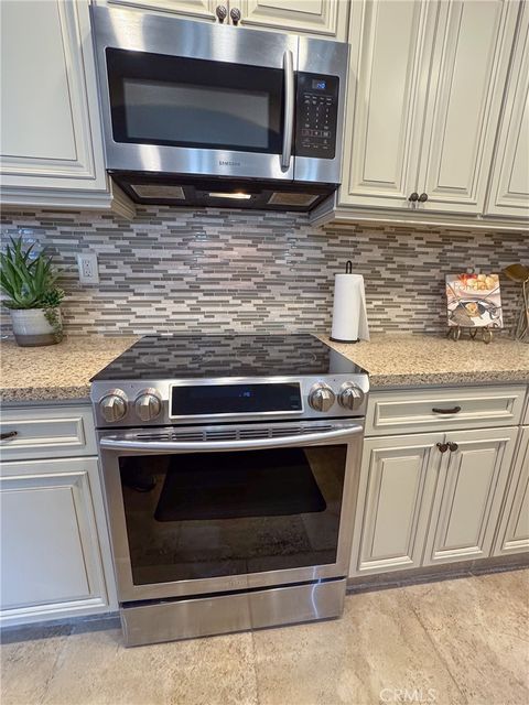 Tiny photo for 575 Esplanade #102, Redondo Beach, CA 90277 (MLS # SB25185782)