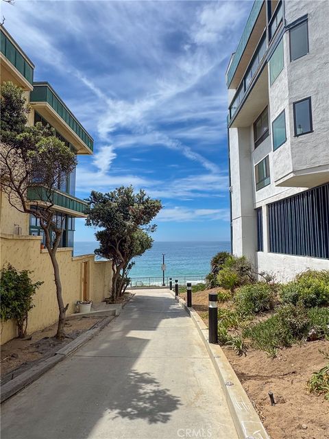 Tiny photo for 575 Esplanade #102, Redondo Beach, CA 90277 (MLS # SB25185782)