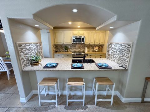 Tiny photo for 575 Esplanade #102, Redondo Beach, CA 90277 (MLS # SB25185782)