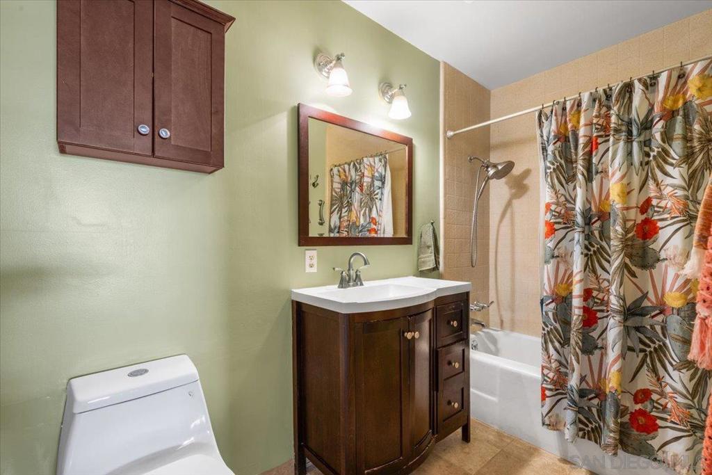 College Grove - Residential