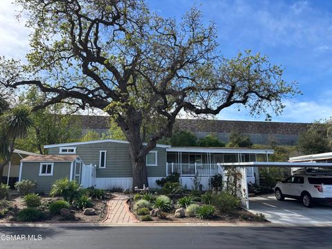 Photo of 2598 Thunderbird Drive #22, Thousand Oaks, CA 91362 (MLS # 226000838)