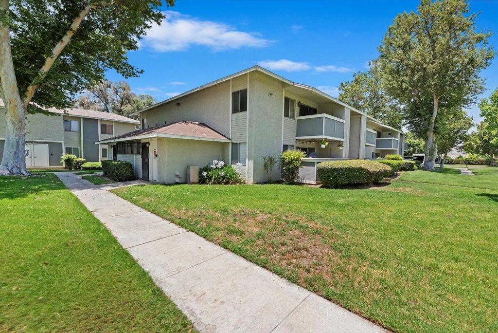 26200 Redlands Boulevard 96