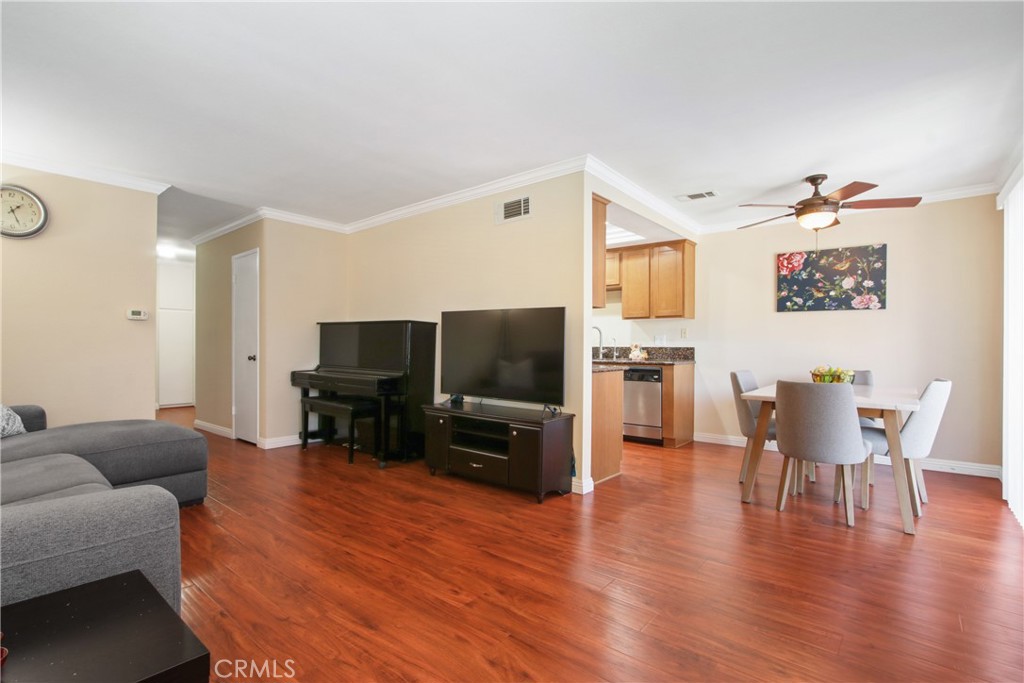 1469 Forest Glen Drive 193