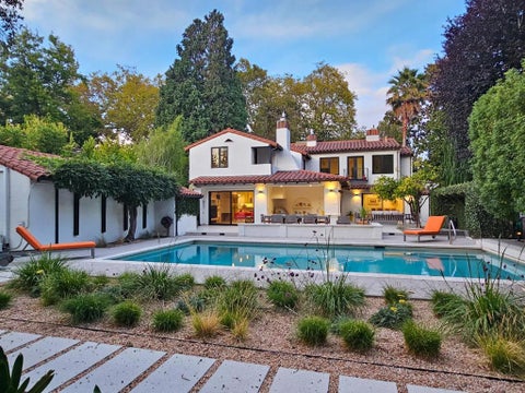 Photo of 560 Center Drive, Palo Alto, CA 94301 (MLS # ML82061321)