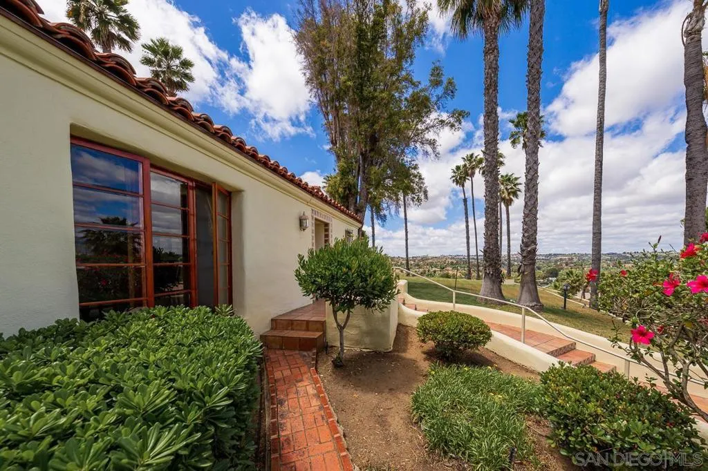 Bonita, California 91902, United States, 5 Bedrooms Bedrooms, ,7 BathroomsBathrooms,Residential,Active,132645