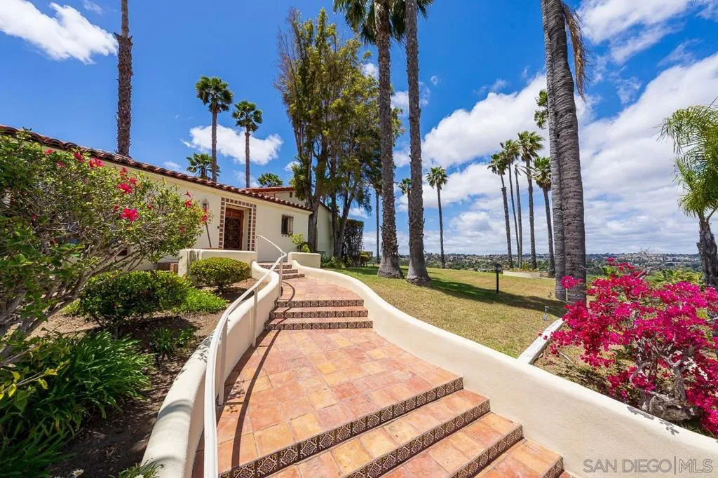 Bonita, California 91902, United States, 5 Bedrooms Bedrooms, ,7 BathroomsBathrooms,Residential,Active,132645