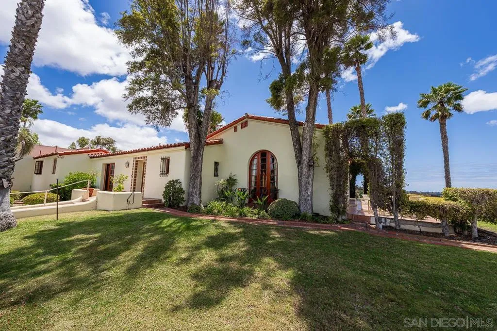 Bonita, California 91902, United States, 5 Bedrooms Bedrooms, ,7 BathroomsBathrooms,Residential,Active,132645