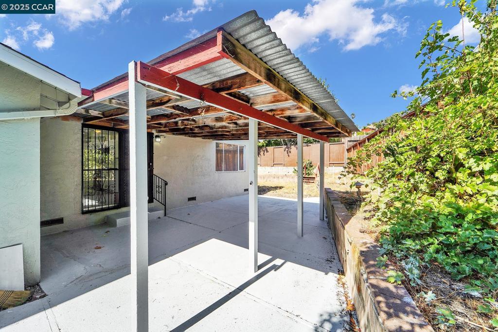 PINOLE VALLEY - Residential