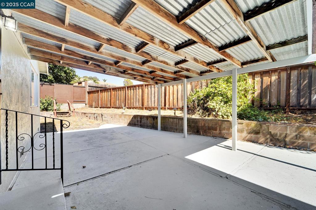 PINOLE VALLEY - Residential