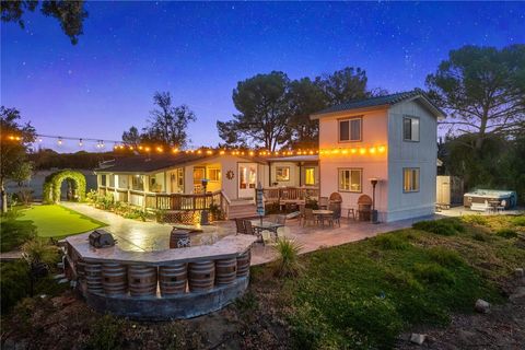 41026 Los Amantes Road Temecula CA 92592