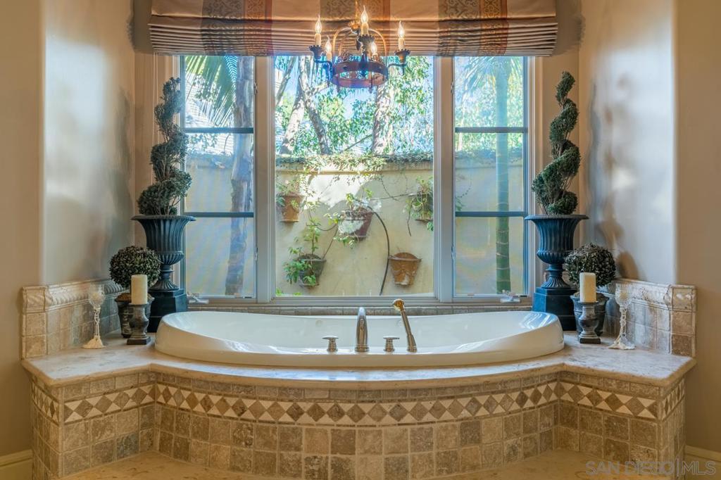 Rancho Santa Fe - Residential