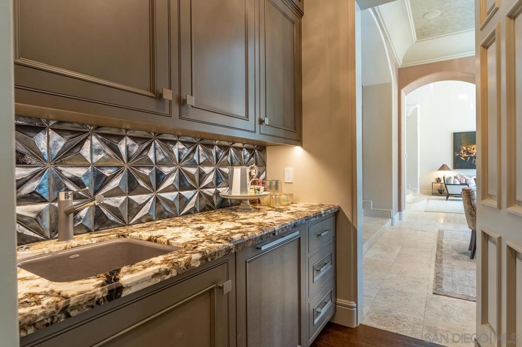 Rancho Santa Fe - Residential