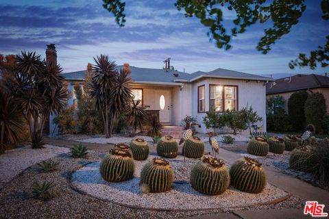 Photo of 9315 Cattaraugus Avenue, Los Angeles, CA 90034 (MLS # 26788419)