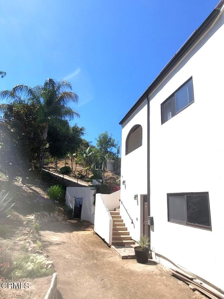 Ventu Park-124 - Residential Lease