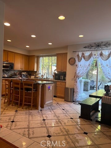 11695 Loucks