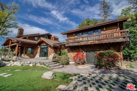 Photo of 11619 Lerdo Avenue, Granada Hills, CA 91344 (MLS # 26653747)