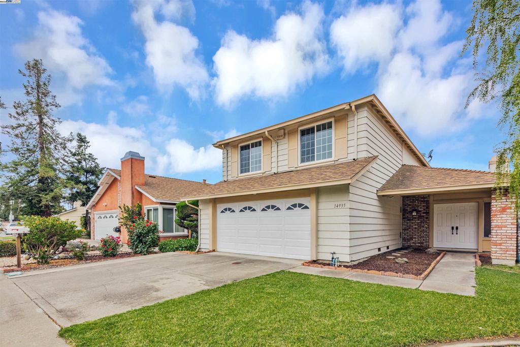 FLORESTA GARDENS - Residential