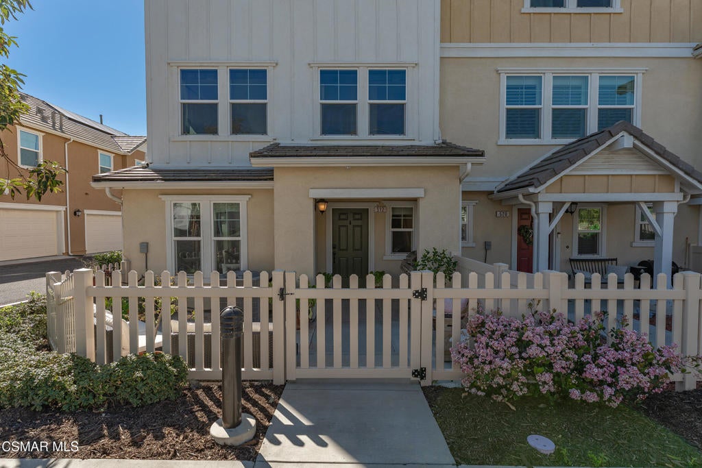 512 Mulberry Lane