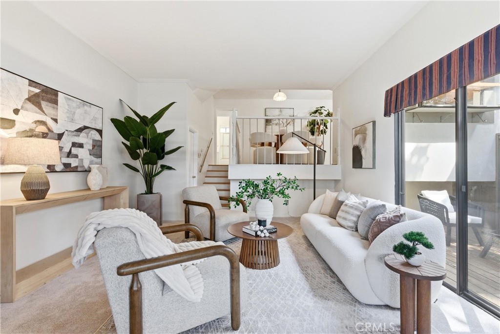 2435 Rue De Cannes