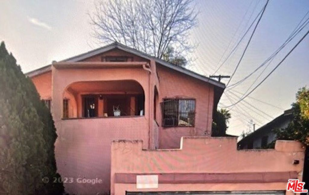 Investors. Opportunity knocks. Nestled in Boyle Heights and centrally located is this contemporary SFR with 4 bedrooms & 1 bath. Zoned R2-1. Hardwood floors. Needs TLC. 2 car detached garage. Short distance to 5 10 60 710 101 Fwys USC/LAC Medical Center, Downtown L A, Restaurants, shops, transportation.