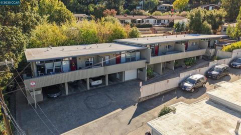 Photo of 891 Bell Street St, Lafayette, CA 94549 (MLS # 41115200)