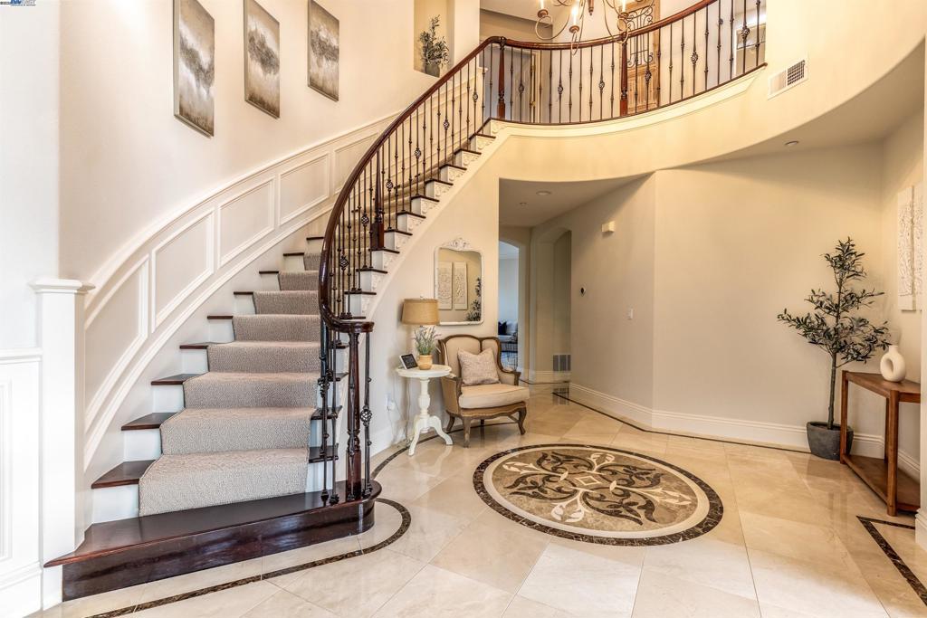 2522 Wood Hollow Dr