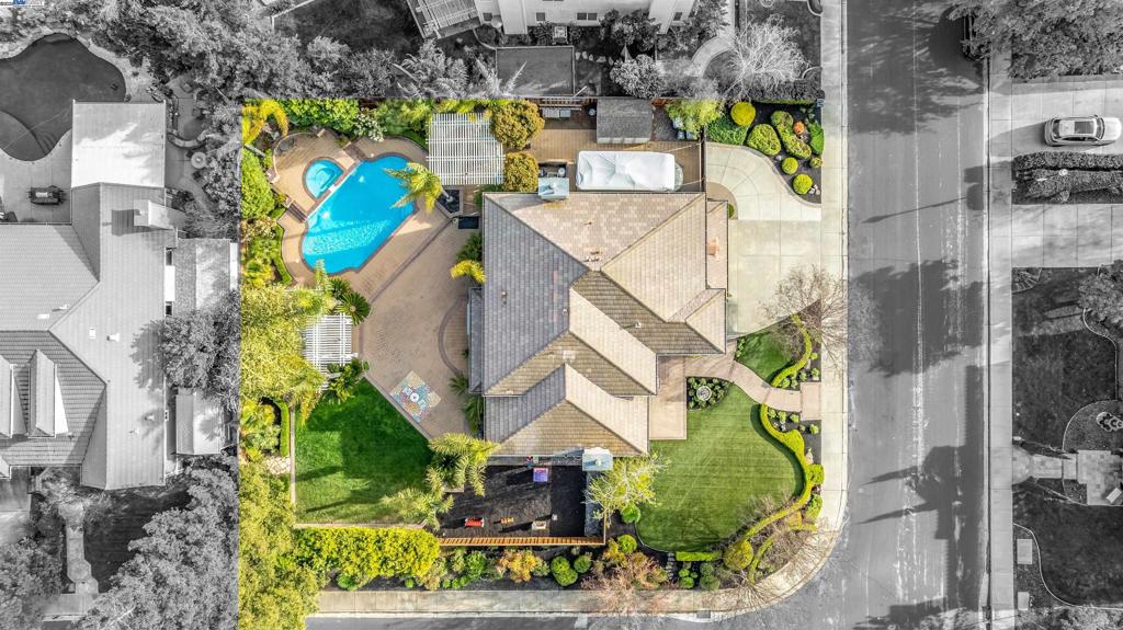 2522 Wood Hollow Dr