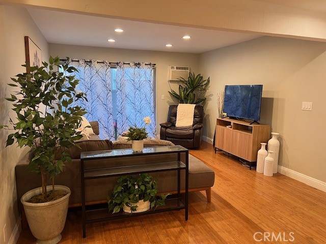 Town & Country Condos (811) - Residential