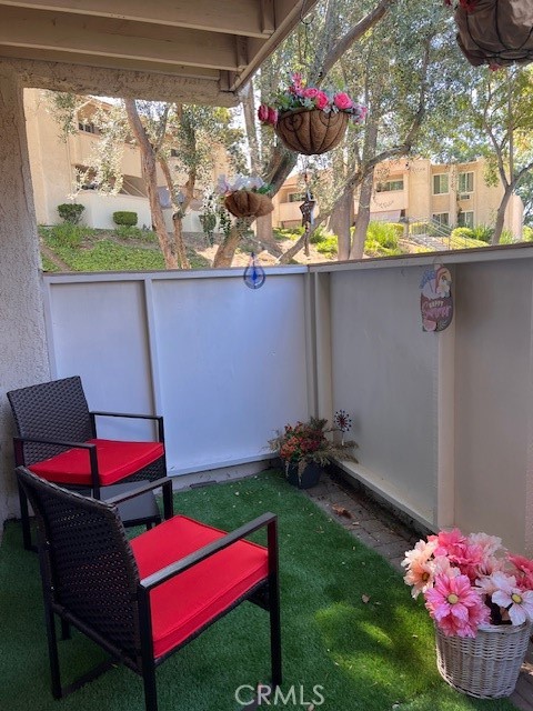 Town & Country Condos (811) - Residential