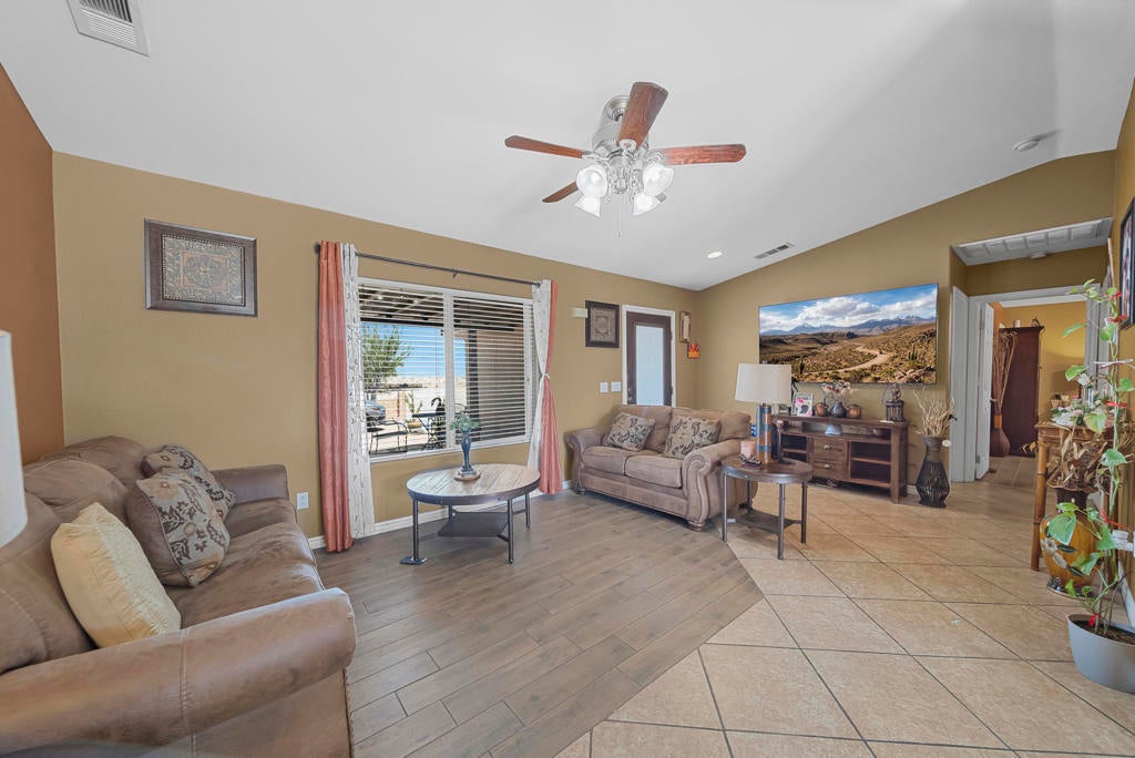 1527 N Marina Drive