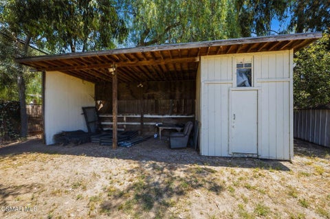 Tiny photo for 897 Old Farm Road, Thousand Oaks, CA 91360 (MLS # 226002271)