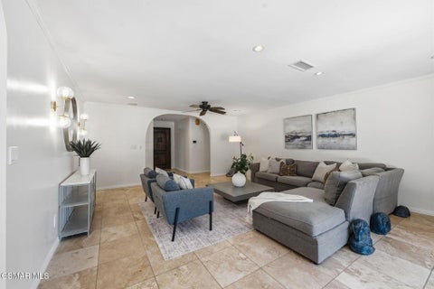Tiny photo for 897 Old Farm Road, Thousand Oaks, CA 91360 (MLS # 226002271)