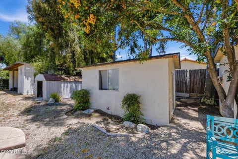 Tiny photo for 897 Old Farm Road, Thousand Oaks, CA 91360 (MLS # 226002271)