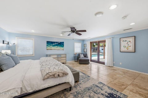 Tiny photo for 897 Old Farm Road, Thousand Oaks, CA 91360 (MLS # 226002271)